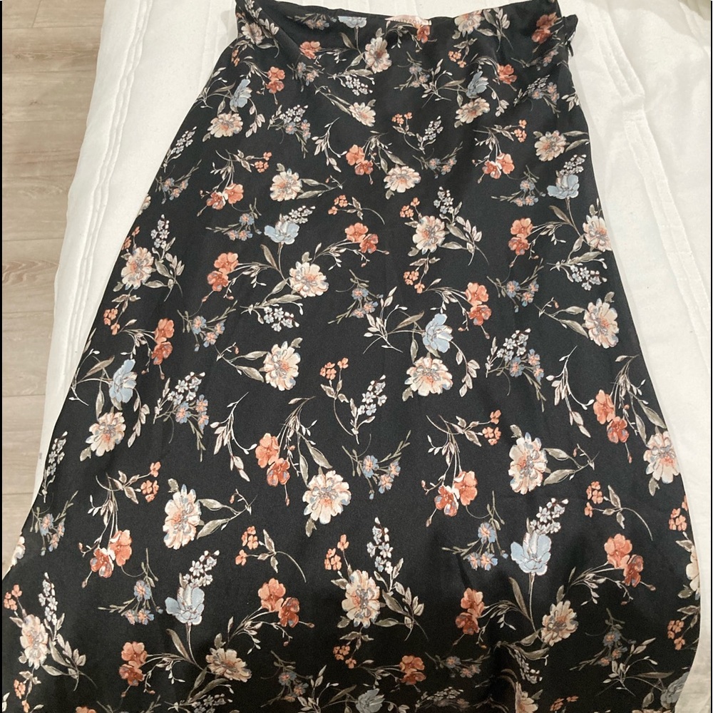 Misty rose skirt